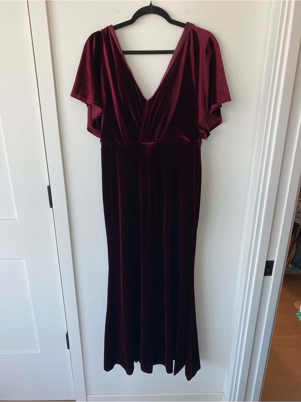 Revelry Burgundy Velvet Maxi Dress. V-Neck. Flutter Sleeve. Size 14